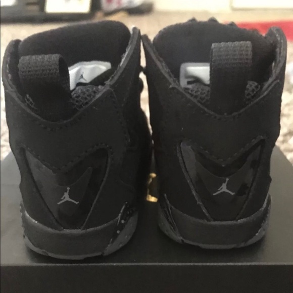 Baby Shoes - Picture 4 of 4